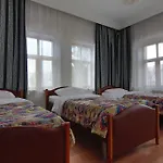 Frühstückspension Kose 3*