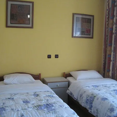 فندق مبيت وإفطار Kose 3*