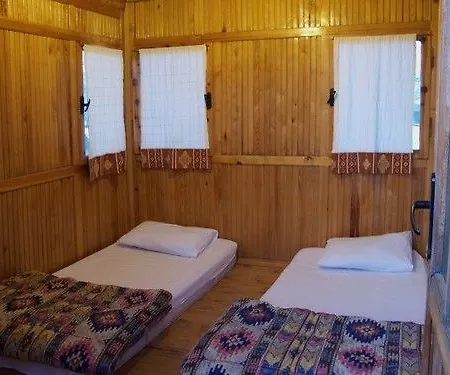 Kose فندق مبيت وإفطار غوريمِيه