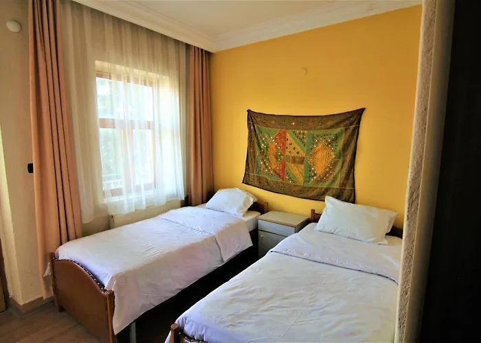 Kose Nocleg ze śniadaniem 3*